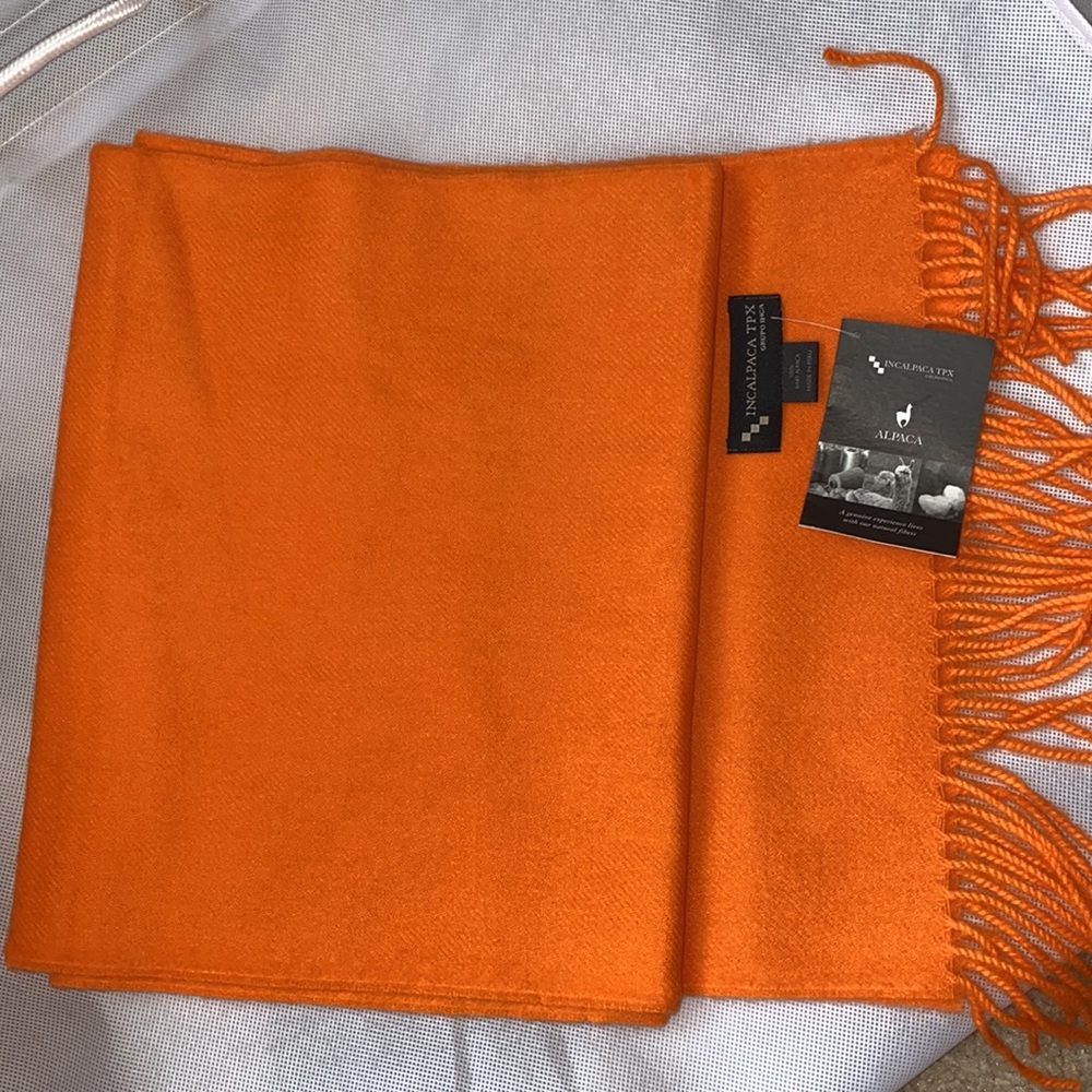 One scarf 100% baby alpaca